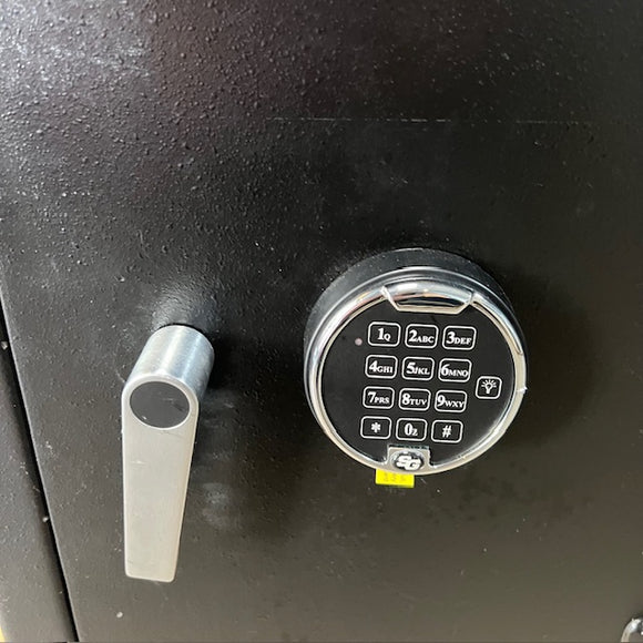 USED Drop Safe, photo 5