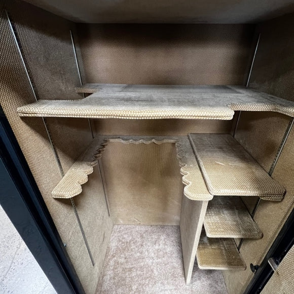 USED Heritage 29 Gun Safe, photo 4