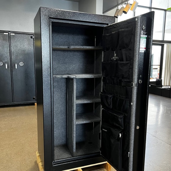 USED Liberty Centurion 24 Gun Safe, photo 5