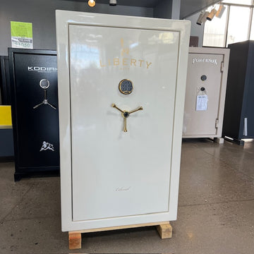 USED Liberty Colonial 30 Gun Safe, image 1 