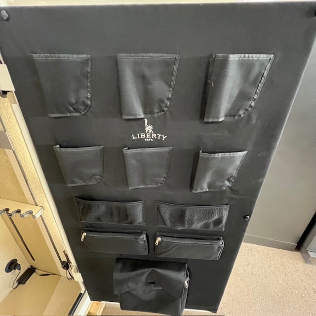 USED Liberty Colonial 30 Gun Safe, photo 7
