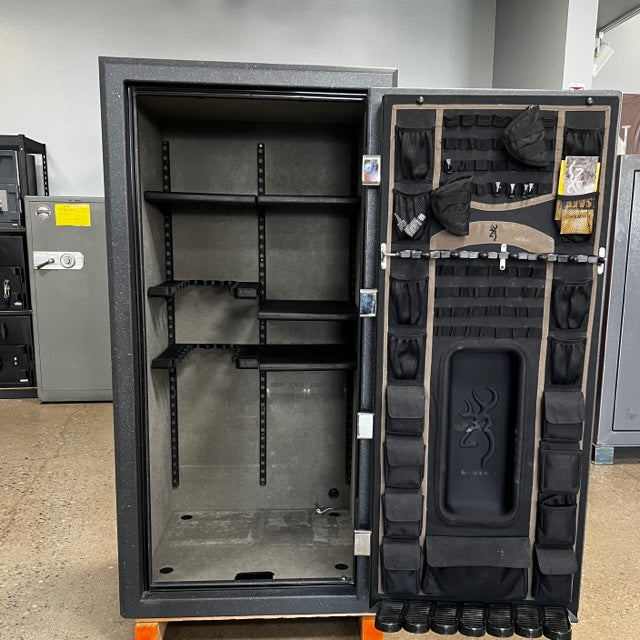 USED Browning Deluxe 33 Gun Safe, image 2 