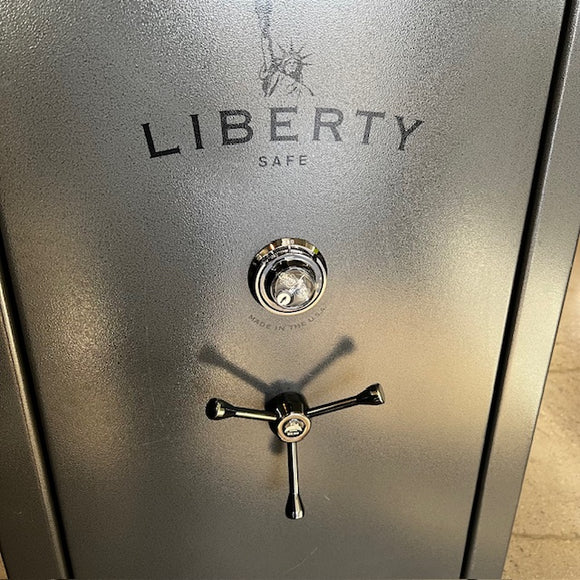 USED Liberty Franklin 25 Gun Safe, photo 8