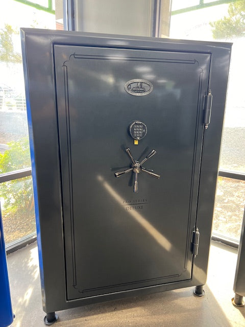 Browning Deluxe 49 Gun Safe - CLEARANCE, photo 1