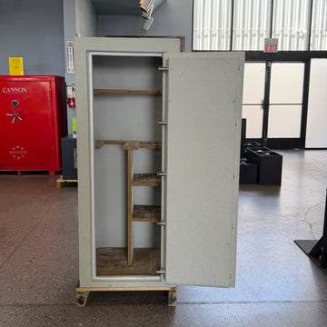 USED Rocky Mountain Gun Safe, image 2 