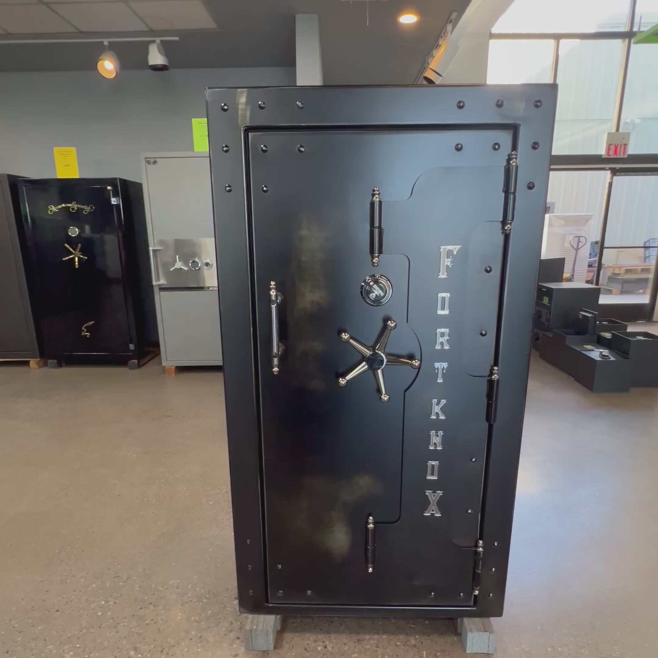 USED Fort Knox Defender 6637 Gun Safe, view 3