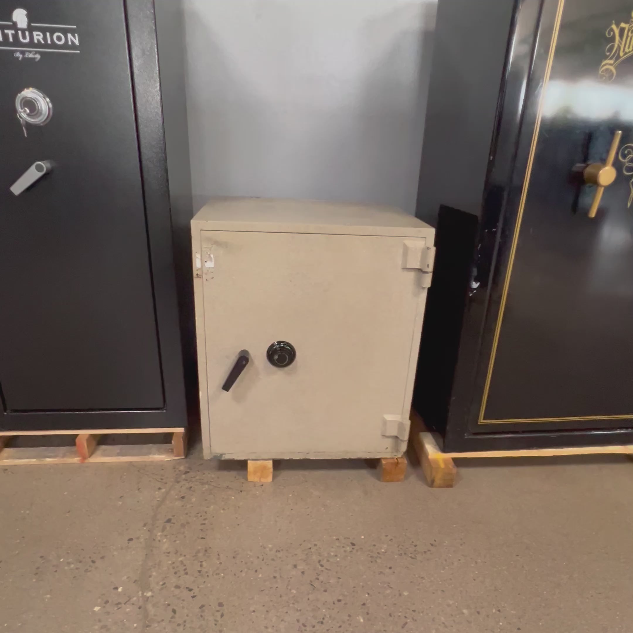 USED Heavy Duty Home/Commercial Safe, view 3