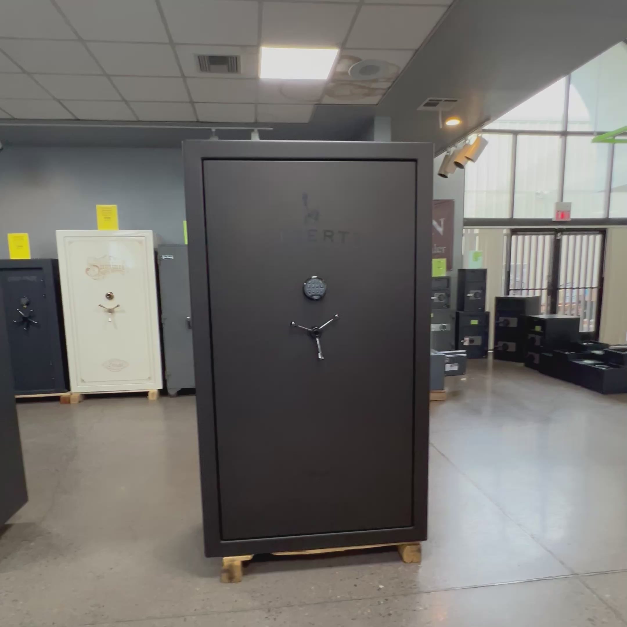 USED Liberty Colonial 50 Gun Safe, view 3