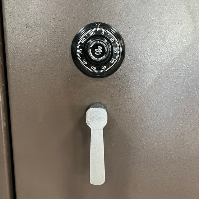 USED American Security Gun Safe, photo 3