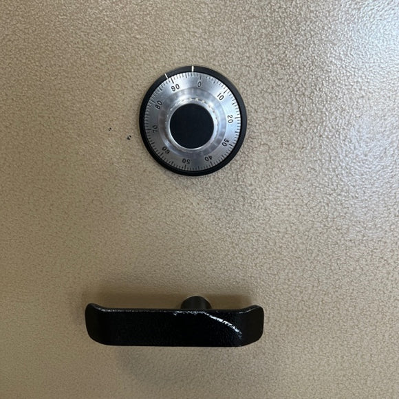 Used Mutual Gun Safe, photo 3