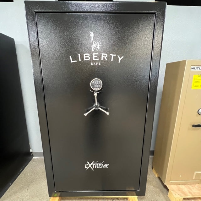 Used Liberty Colonial 50 Extreme Gun Safe