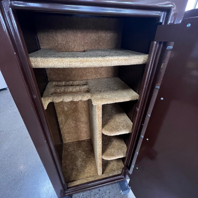 USED Fort Knox Gun Safe, photo 3