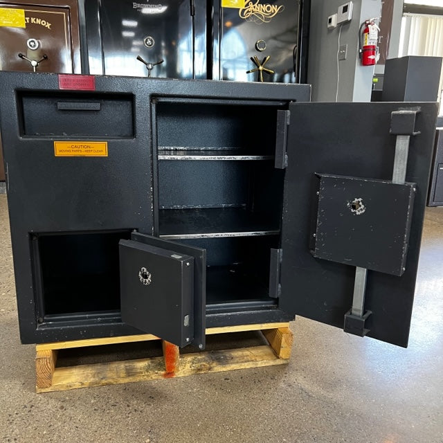 USED Amsec DSF2731 Depository Safe, image 2 
