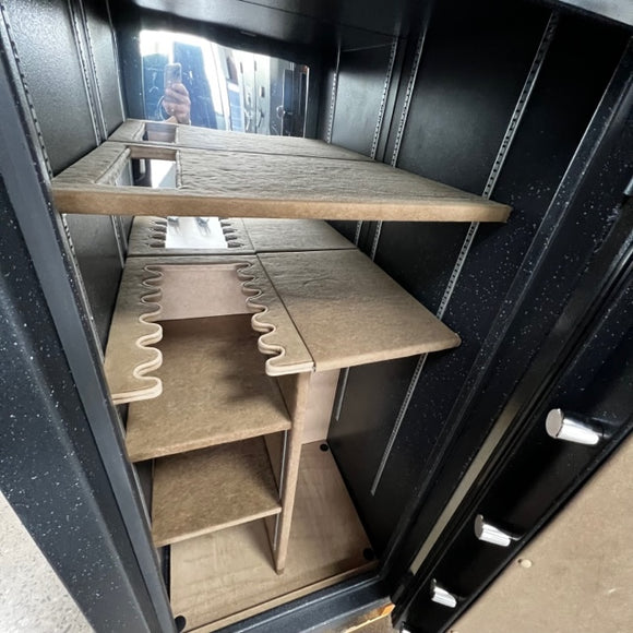 USED Amsec BF6030 Gun Safe, photo 4