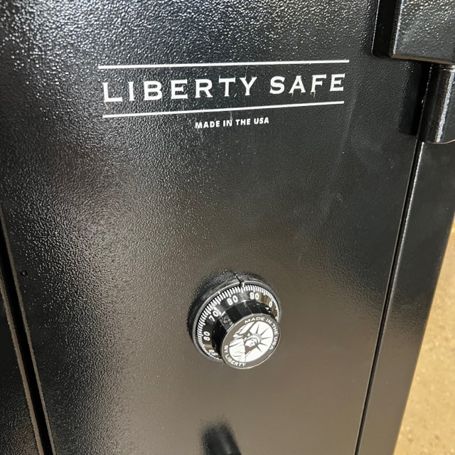 USED Liberty Centurion 12 Gun Safe, photo 4