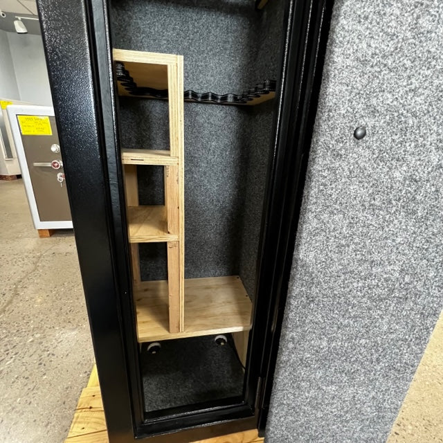 USED Liberty Centurion 12 Gun Safe, photo 5