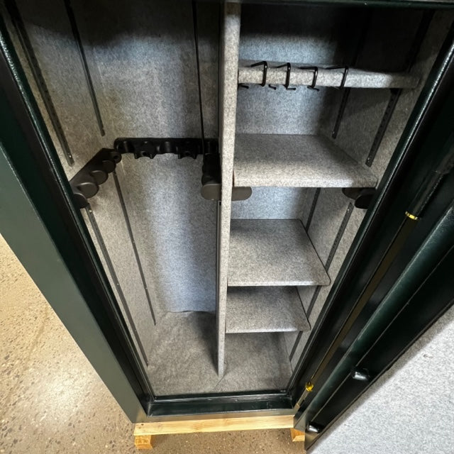 USED Stack-On 24 Gun Safe, photo 5