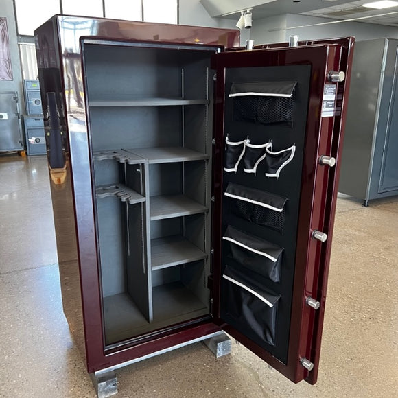 USED Champion Trophy 25 Gun Safe, photo 2
