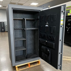 USED Liberty Colonial 30 Gun Safe, image 2 