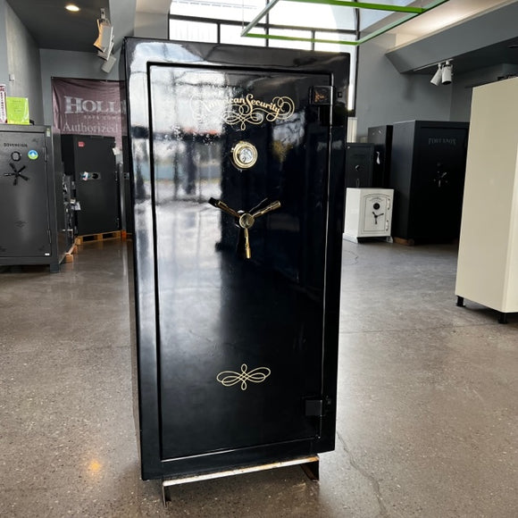 USED Amsec BF6032 Gun Safe, photo 1