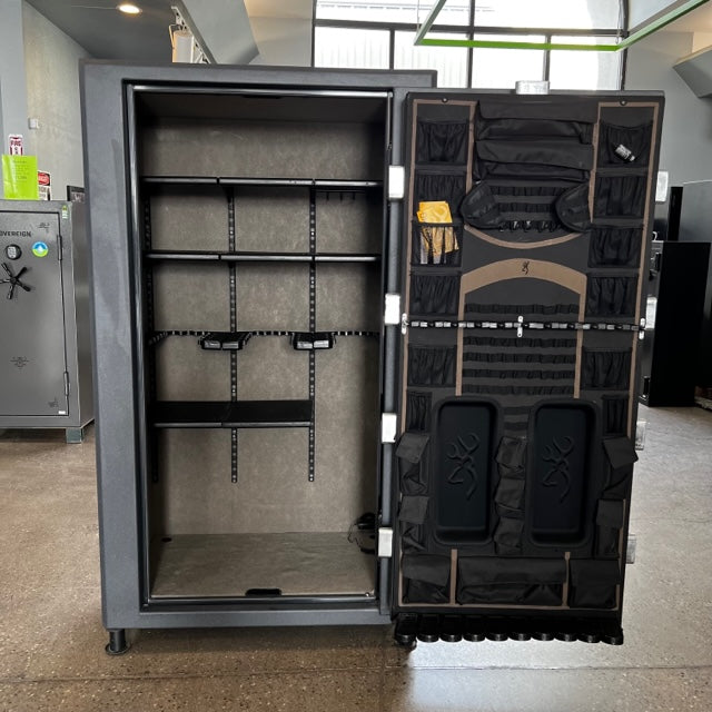 USED Browning Deluxe 49T Gun Safe, image 2 