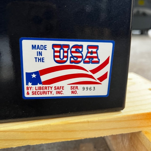 USED Liberty 6024 Gun Safe, photo 5
