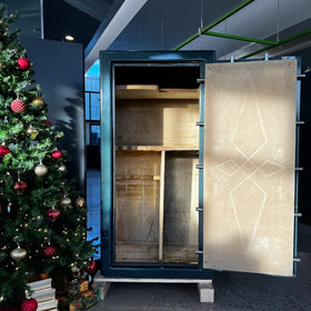 USED National Security Magnum Gun Safe, image 2 