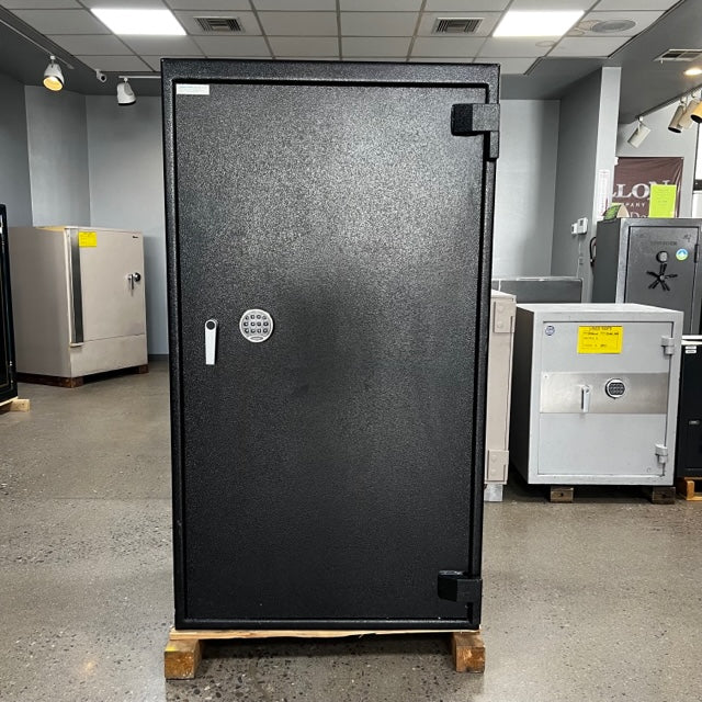 Blue Safe Used Blue Dot Business Safe For Sale | The Safe Keeper
