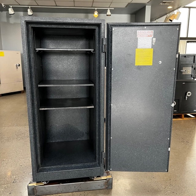 USED Gardall 4820 Home and Business Safe, photo 2