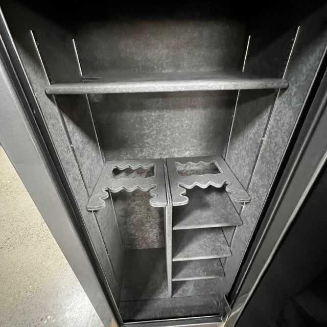 USED Champion Victory 20 Gun Safe, photo 4