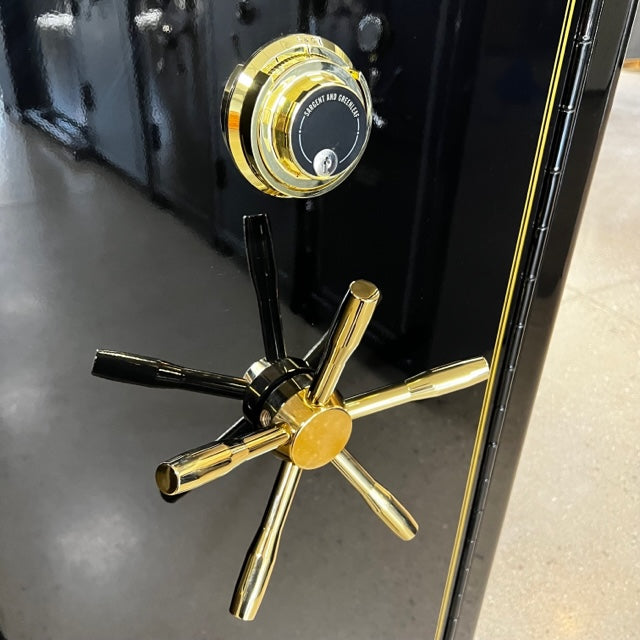 USED Visalia Double Door Gun Safe