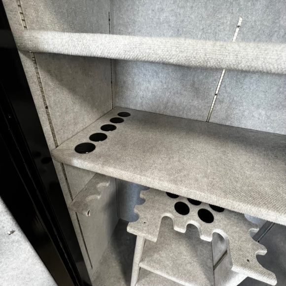 USED Visalia Double Door Gun Safe, photo 4