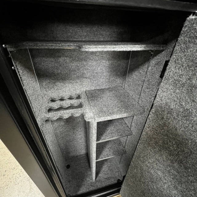 USED Liberty Centurion 24 Gun Safe, photo 5