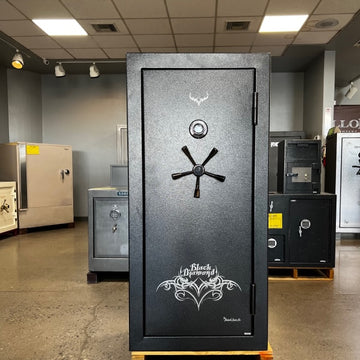 USED Dakota Black Diamond 5928 Gun Safe, image 1 