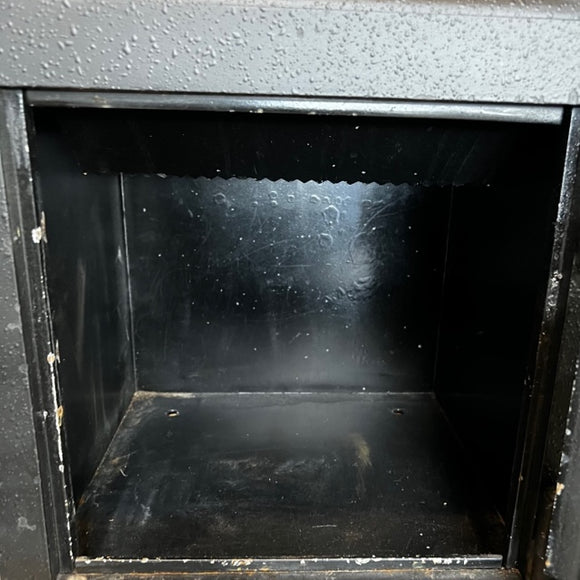USED Front Loading Drop Safe - Electronic Lock, photo 3