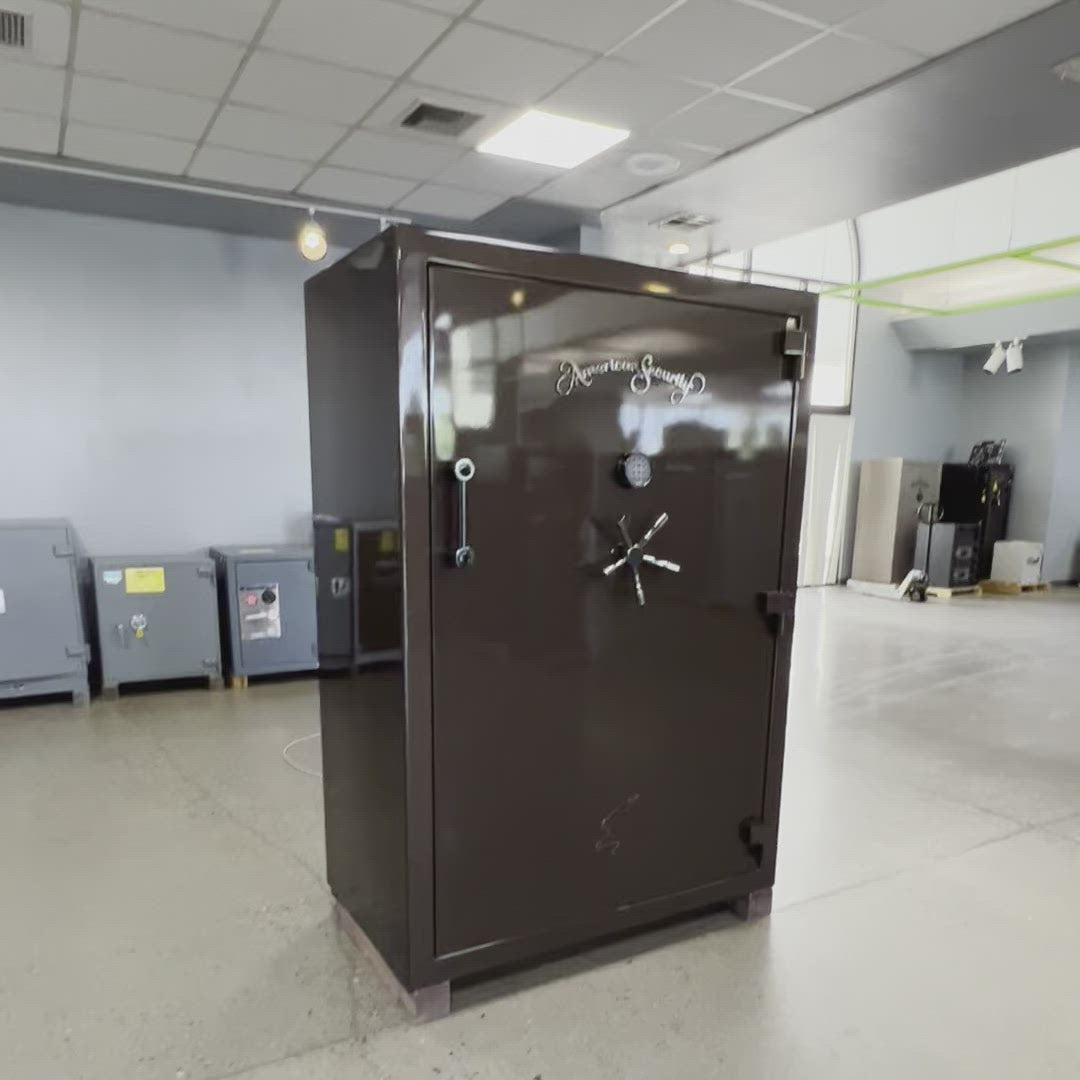 Used Amsec BF7250 Gun Safe, view 3